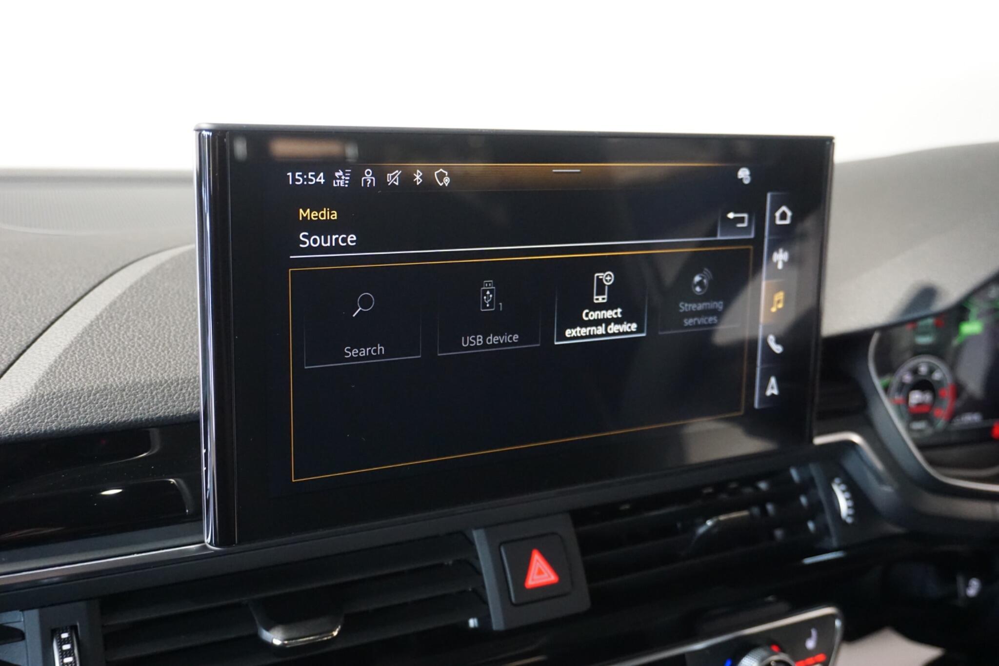 Audi A4 2.0 TDI 40 Black Edition Saloon 4dr Diesel S Tronic quattro Euro 6 (s/s) (204 ps)